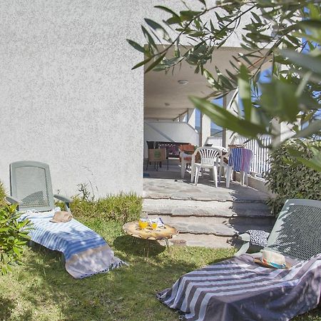 Casa L'Alivi Apartman Luri Kültér fotó