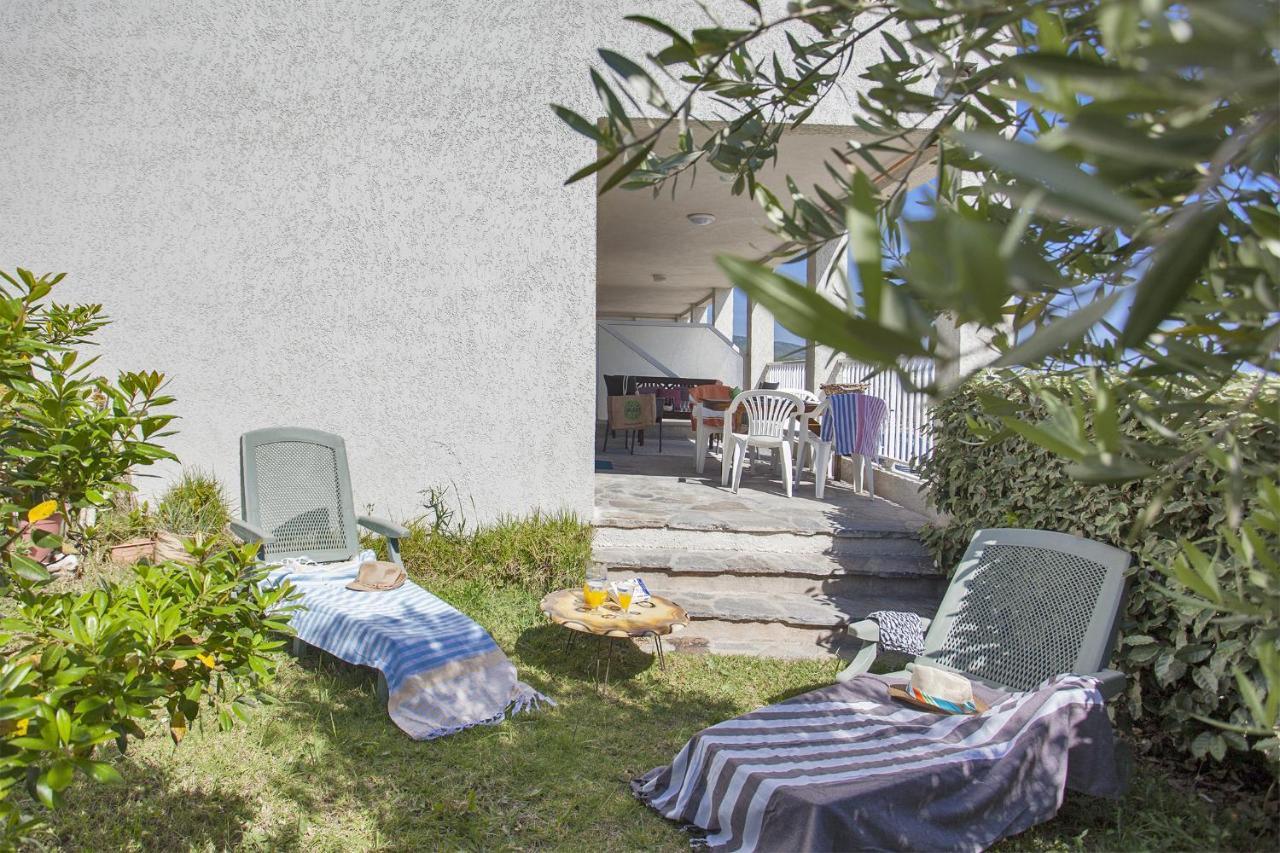 Casa L'Alivi Apartman Luri Kültér fotó