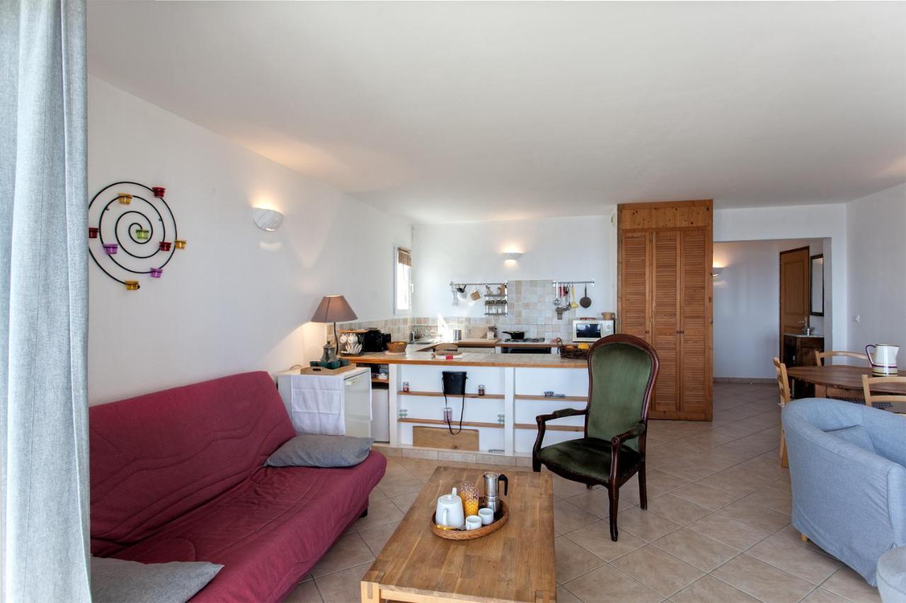 Casa L'Alivi Apartman Luri Kültér fotó